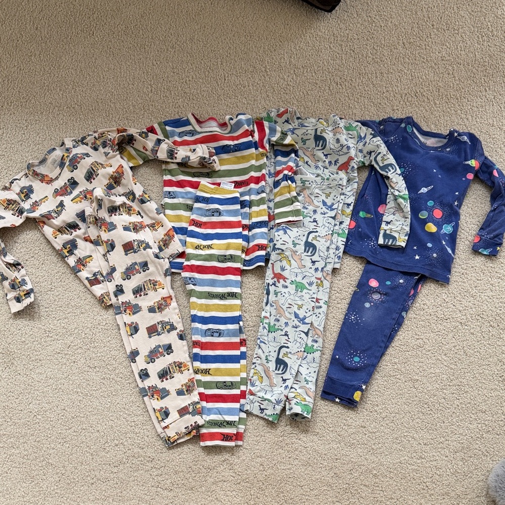Lot of 4 GAP Kids Pajama set size 5